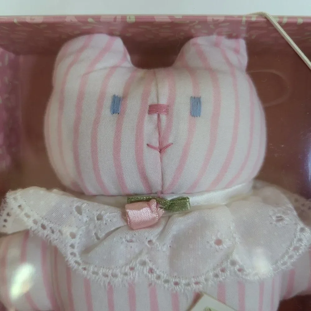 Hallmark exclusive item